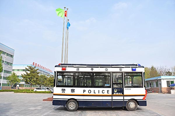 駐馬店遂平移動警務室發(fā)車(圖5)