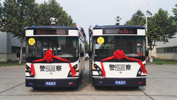 避暑勝地再添高科技裝備??河北承德移動警務室發(fā)車(圖1)