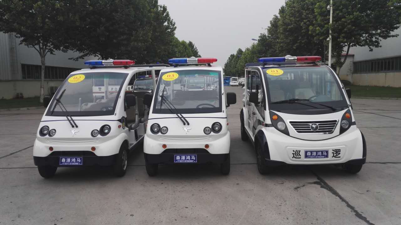 鄭州鐵道警察學(xué)院電動巡邏車發(fā)車   構(gòu)筑校園安全屏障(圖1)