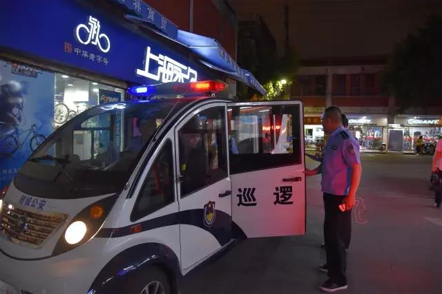 福建泉州：電動(dòng)巡邏車上崗   礪劍出鞘保民安！(圖2)