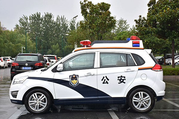 山東濟(jì)寧嘉祥通過公安部警采中心采購SUV電動巡邏車(圖4)