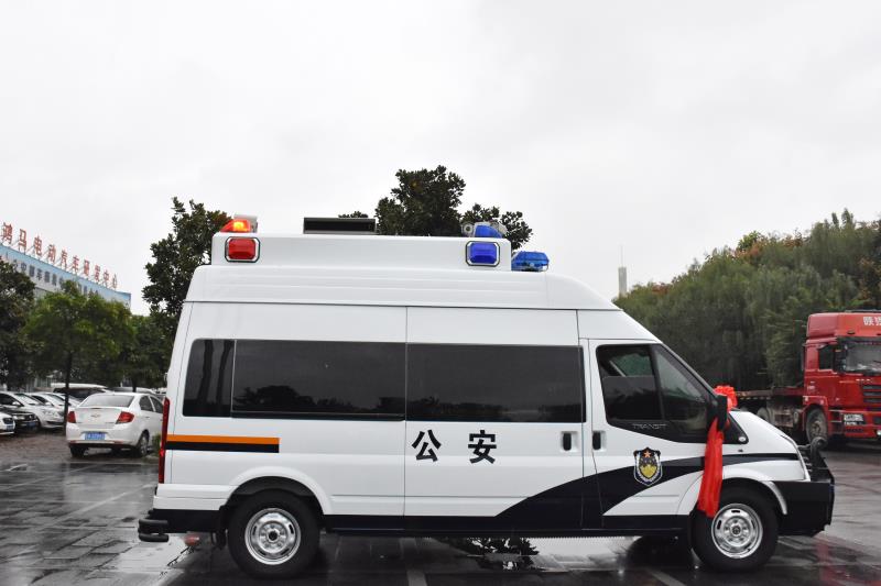 保證出行安全——四川涼山州采購(gòu)交警執(zhí)勤車(chē)(圖4)