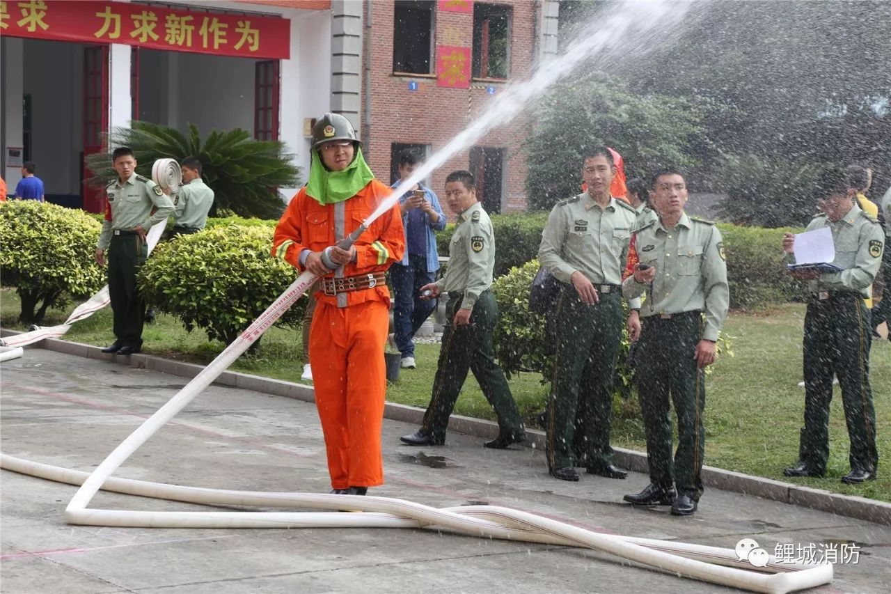 “關(guān)注消防 平安你我”|鯉城區(qū)舉辦社區(qū)微型消防站技能比武競賽(圖3)