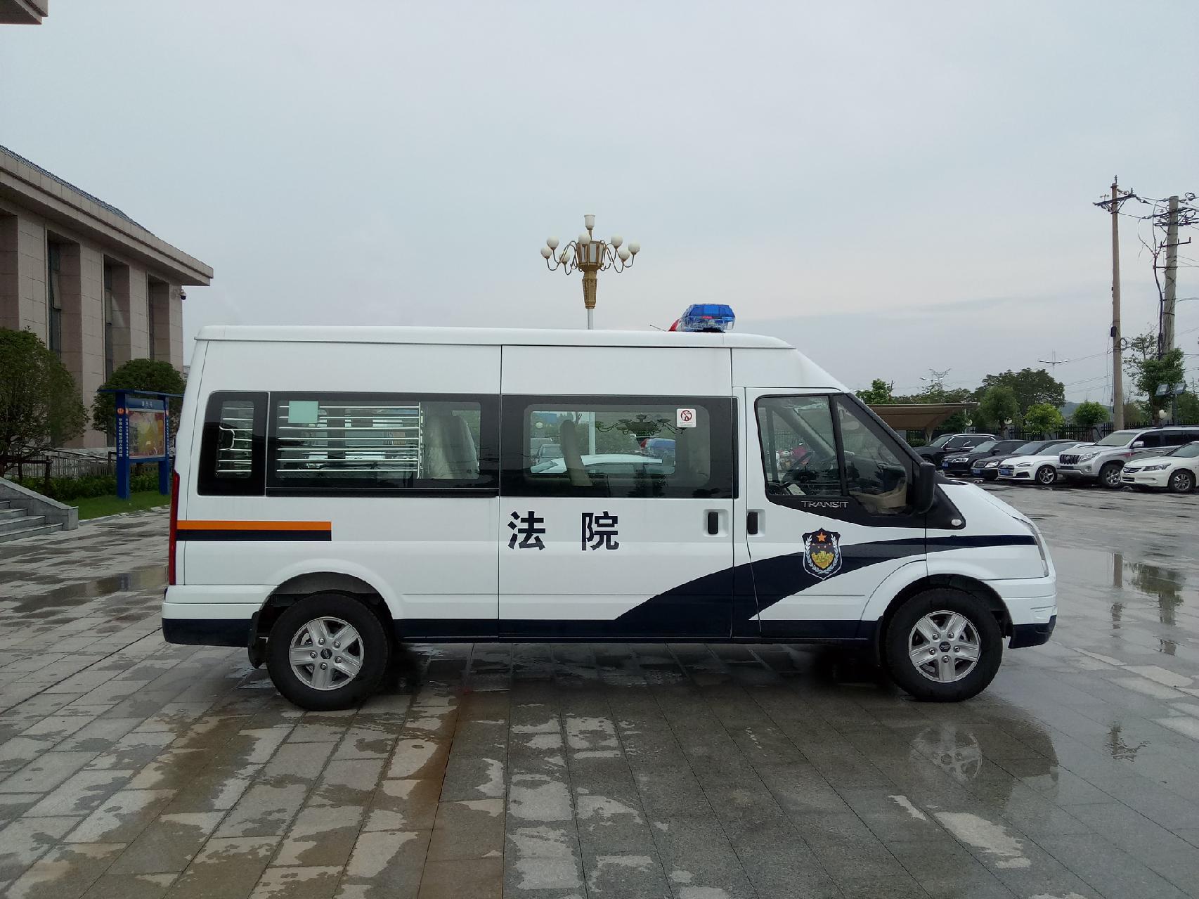 平頂山新華區(qū)人民法院執(zhí)法車輛列裝上崗(圖3)