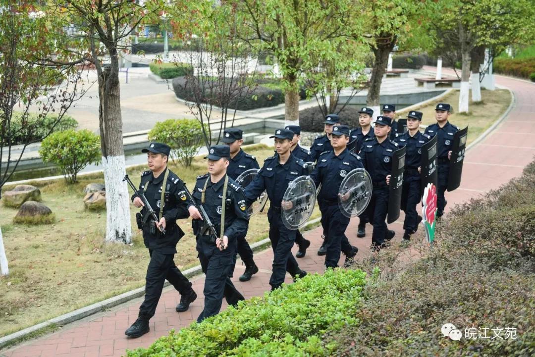 宿松“移動警務室”亮相街頭，民生警務再添翅膀(圖19)