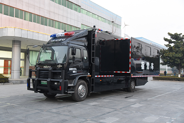 運(yùn)兵宿營  一車多用——廣西柳州通過公安部警采中心采購多功能宿營車(圖6)