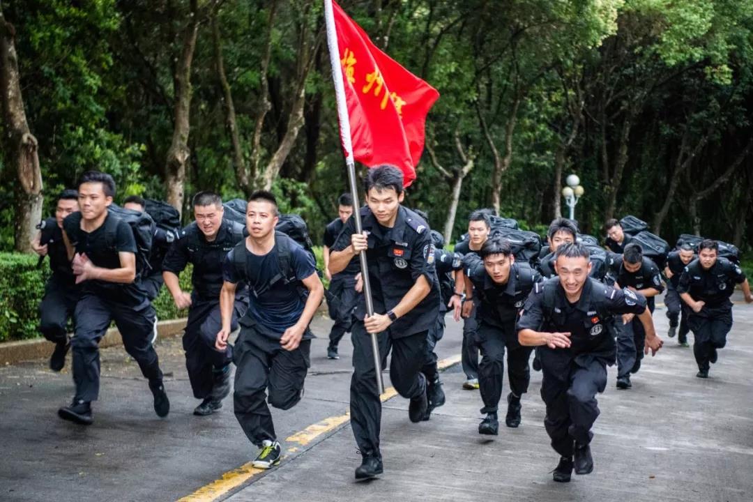 梅州市公安局《好兒好女好江山》，用青春譜寫英雄贊歌(圖20)