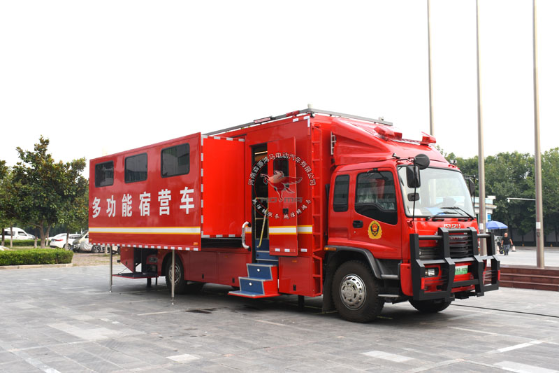 多功能宿營車(圖1)