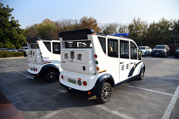 森源鴻馬電動巡邏車正式入駐清明上河園(圖4)