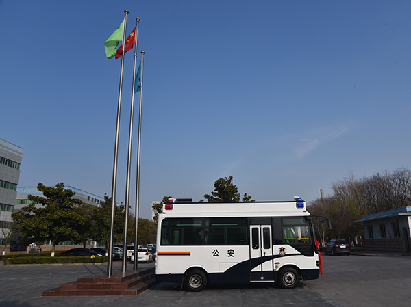 河北遷安市采購(gòu)移動(dòng)警務(wù)室   助力疫情防控(圖4)