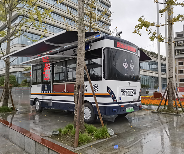 陜西安康移動警務室上崗執(zhí)勤(圖3)