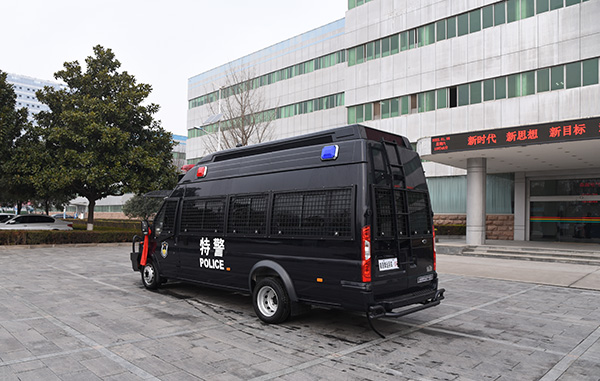 河南駐馬店采購防暴運兵車(圖6)