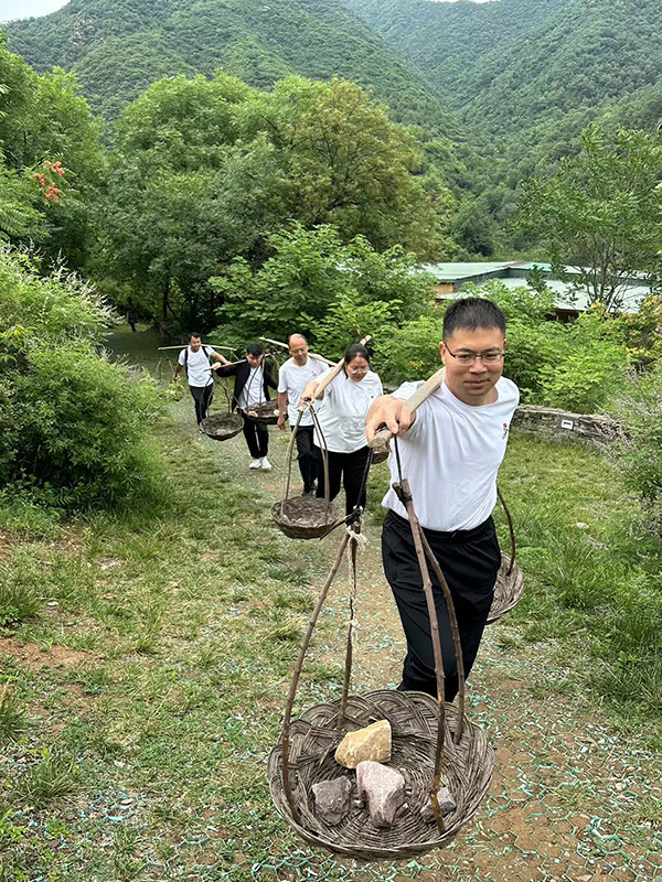 慶七一 抓黨建 促發(fā)展||森源鴻馬黨支部舉行“慶七一”系列活動(圖7)