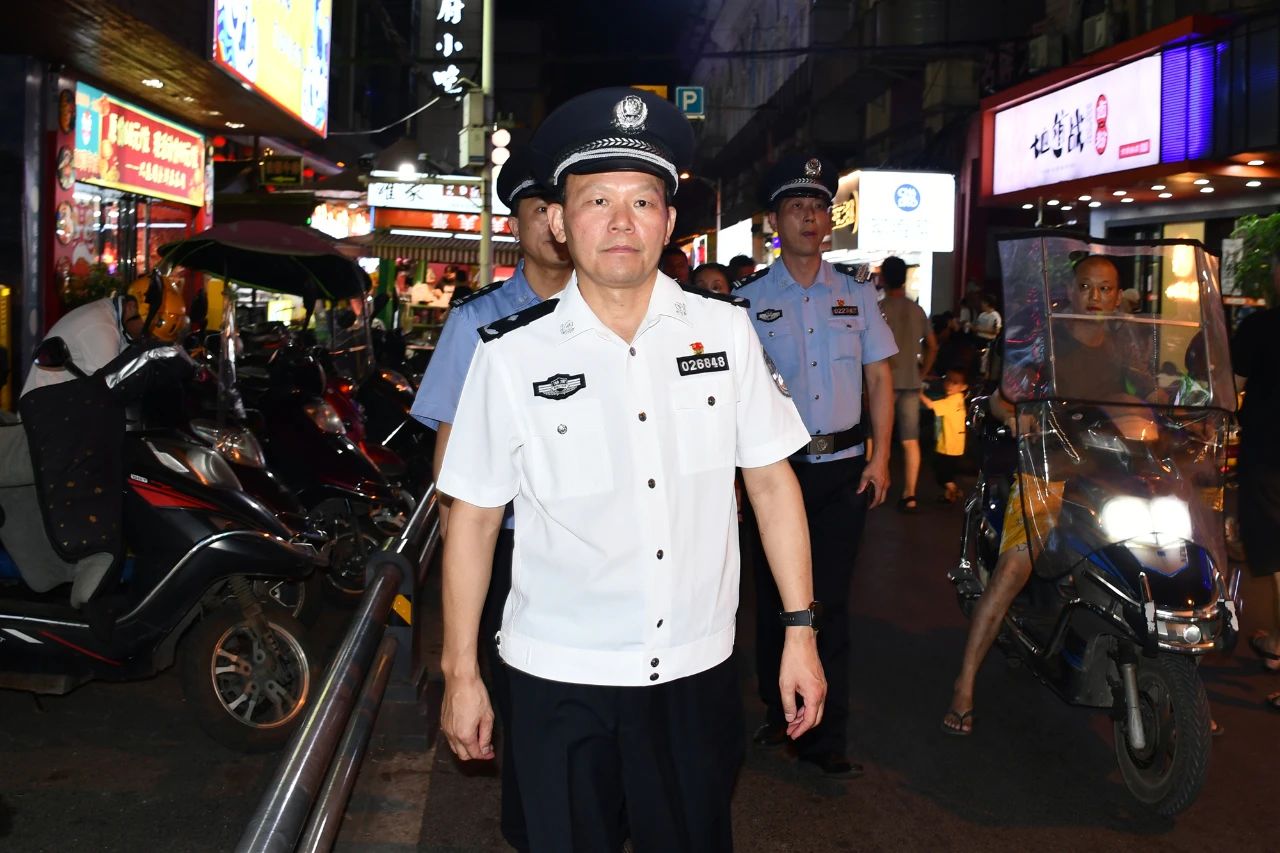 【夏季行動·警星閃耀】雁峰平安“警”色守護雁城最美煙火(圖2)