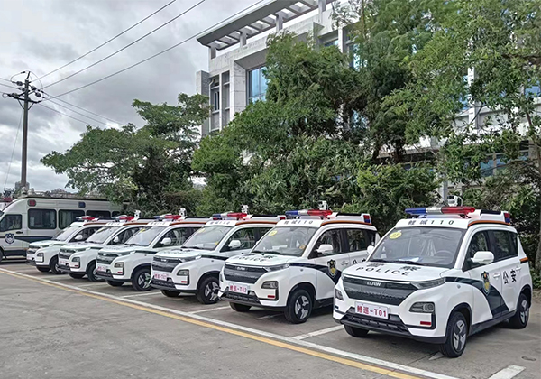 福建泉州電動巡邏車上崗(圖3)