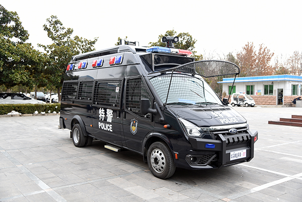 貼近基層 服務實戰(zhàn)||森源鴻馬防暴運兵車發(fā)往湖南(圖3)