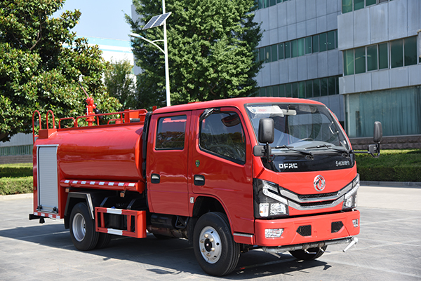 滅火救援利器||森源鴻馬水罐車(圖2)